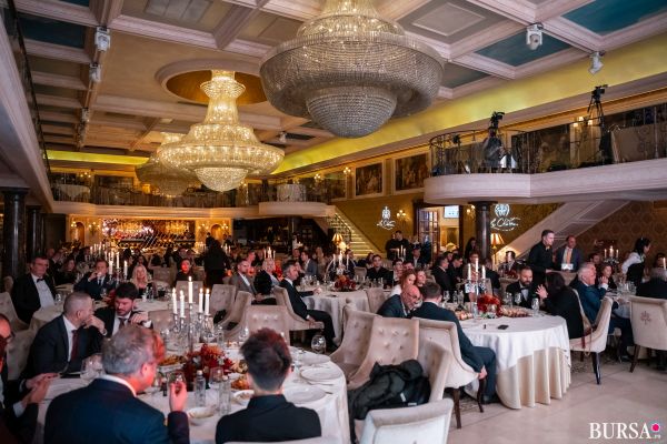 35 de ani de excelenţă - Gala ziarului BURSA, o sărbătoare a performanţei şi a prestigiului